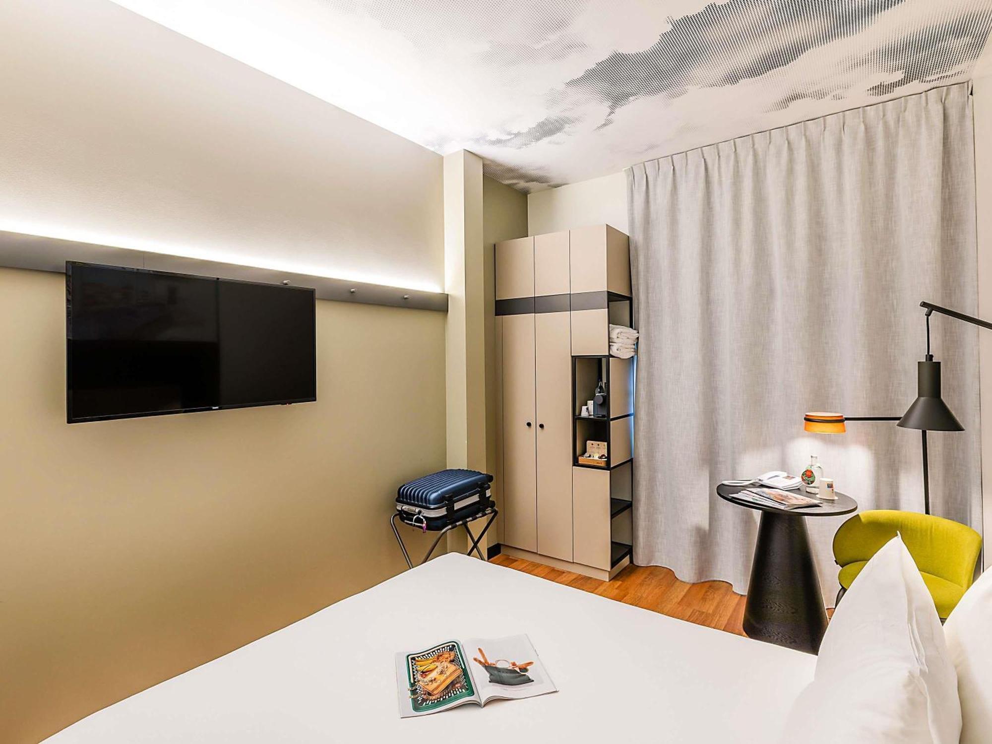 Ibis Parque Nacoes Hotel